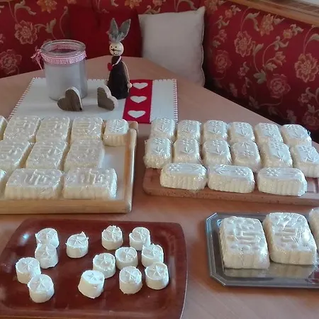 Biobauernhof Lercher Farm stay *